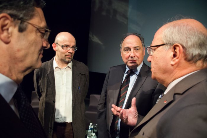 France. Vallée Scientifique de la Bièvre. 5ème Assises. 2012.